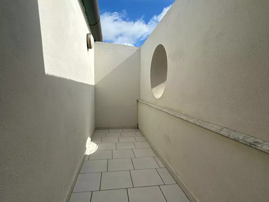 Immagine 28 di Appartamento in affitto  a Pisa