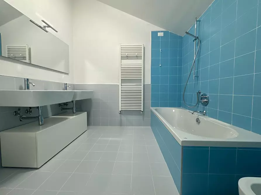 Immagine 23 di Appartamento in affitto  a Pisa