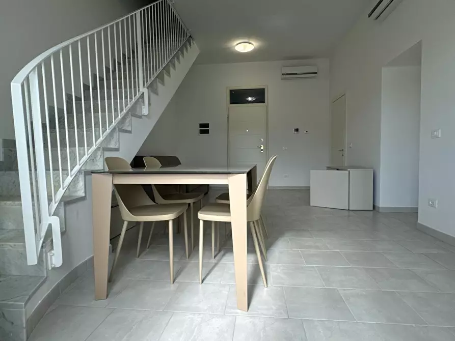 Immagine 41 di Appartamento in affitto  a Pisa