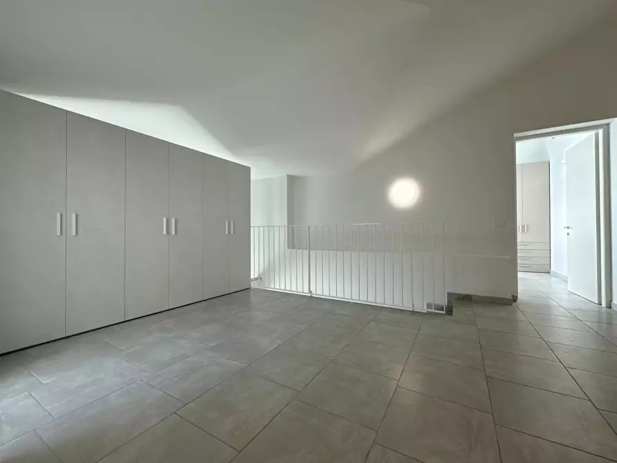 Immagine 27 di Appartamento in affitto  a Pisa