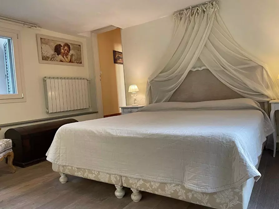 Immagine 24 di Villa in affitto  a Forte Dei Marmi