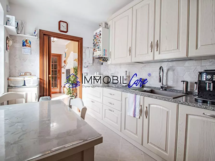 Immagine 6 di Appartamento in vendita  a Livorno