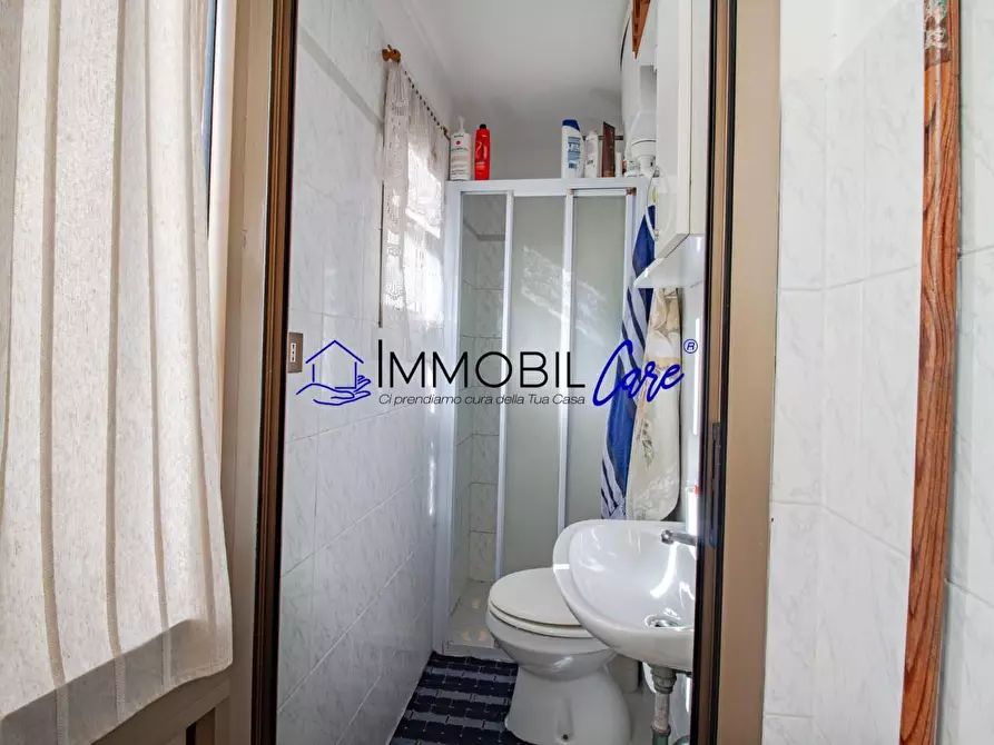 Immagine 21 di Appartamento in vendita  a Livorno