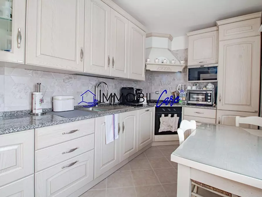 Immagine 5 di Appartamento in vendita  a Livorno