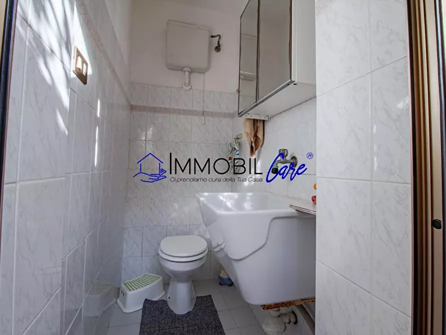 Immagine 33 di Appartamento in vendita  a Livorno