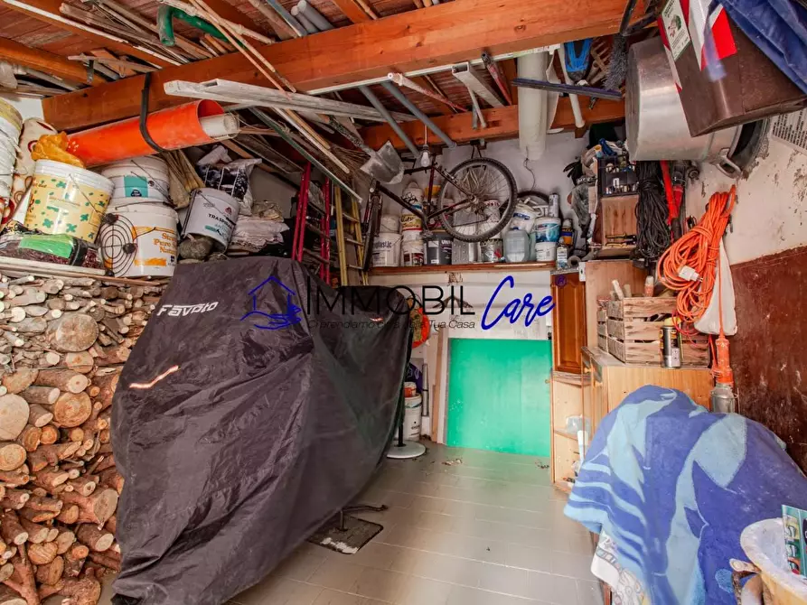 Immagine 30 di Appartamento in vendita  a Livorno