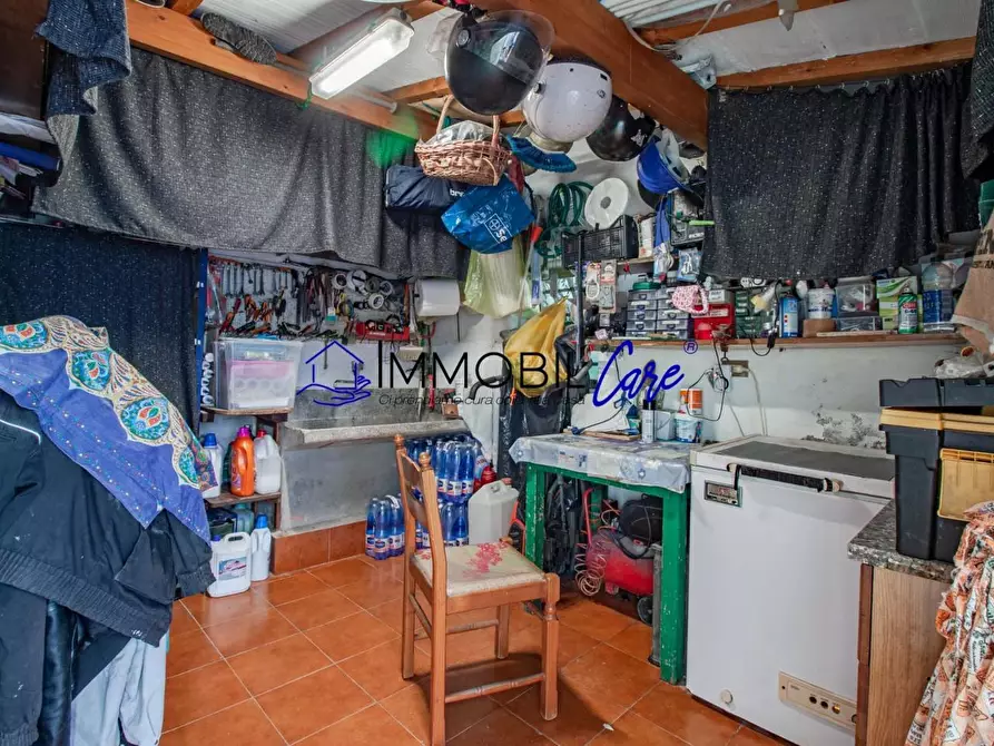 Immagine 34 di Appartamento in vendita  a Livorno