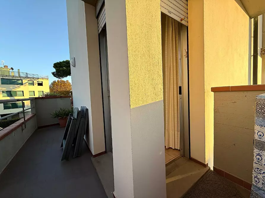 Immagine 16 di Appartamento in vendita  a Viareggio