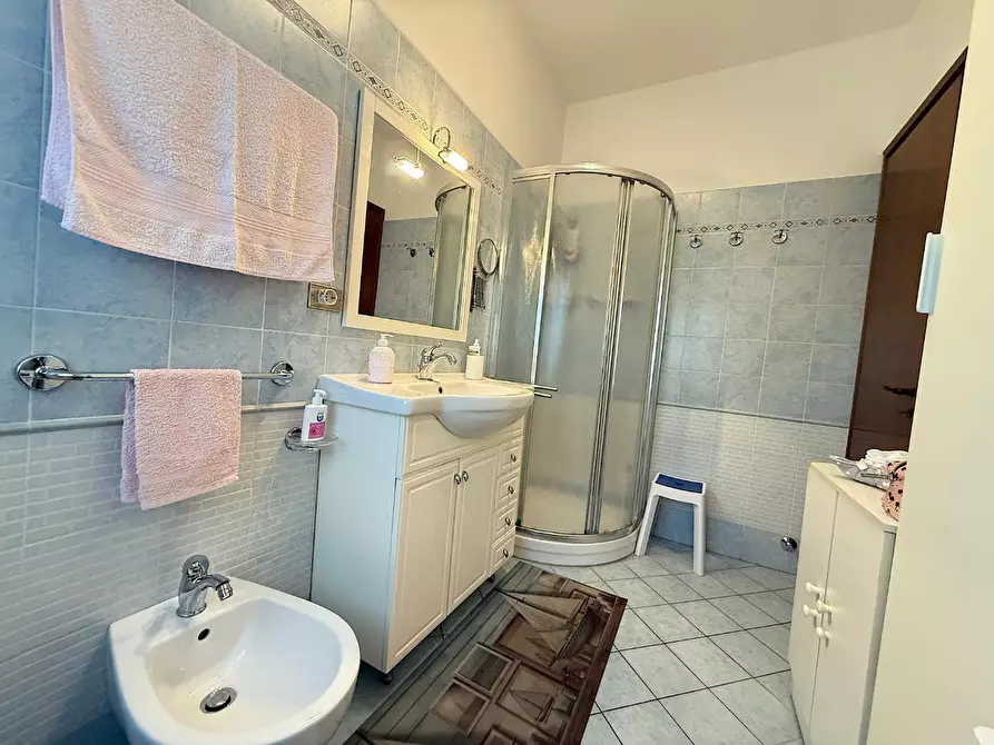 Immagine 20 di Appartamento in vendita  a Viareggio