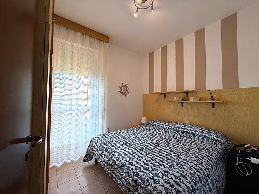 Immagine 11 di Appartamento in vendita  a Viareggio