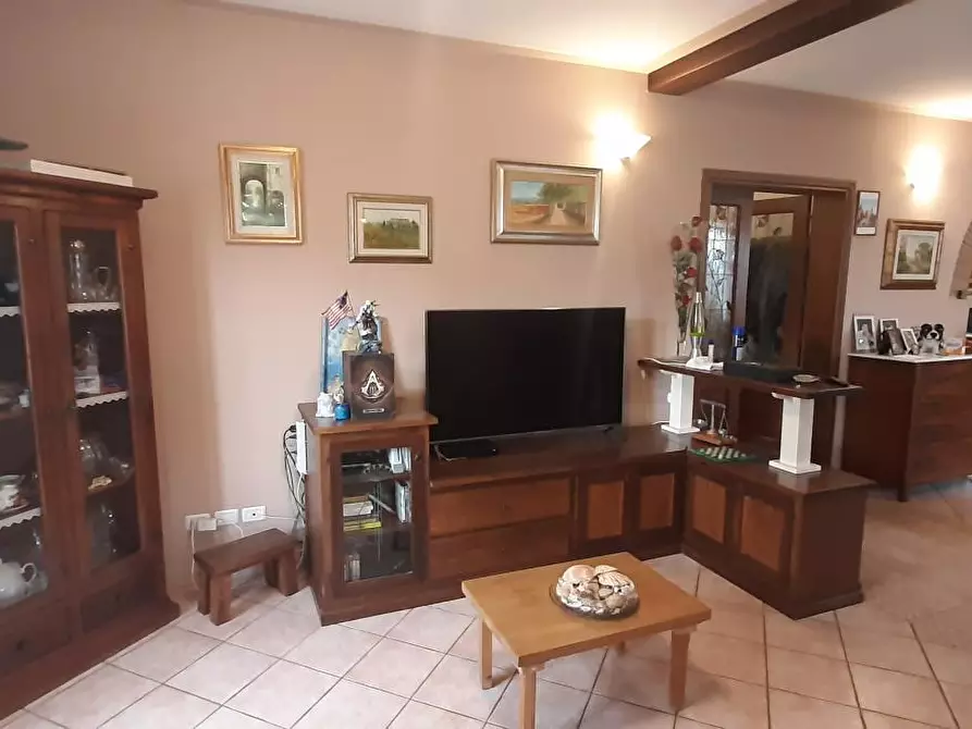 Immagine 4 di Villa in vendita  a Rosignano Marittimo