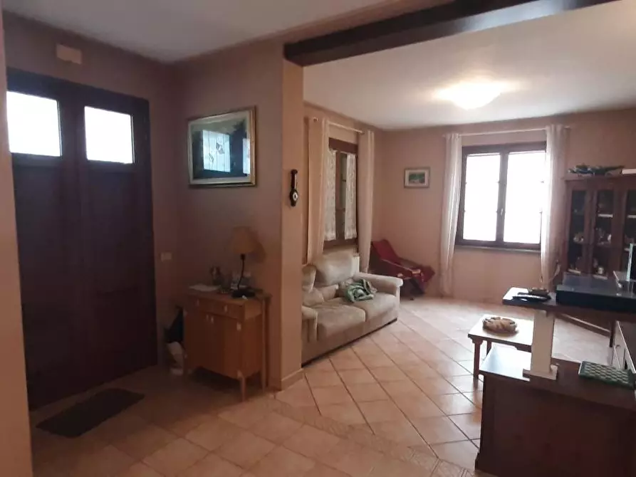Immagine 3 di Villa in vendita  a Rosignano Marittimo