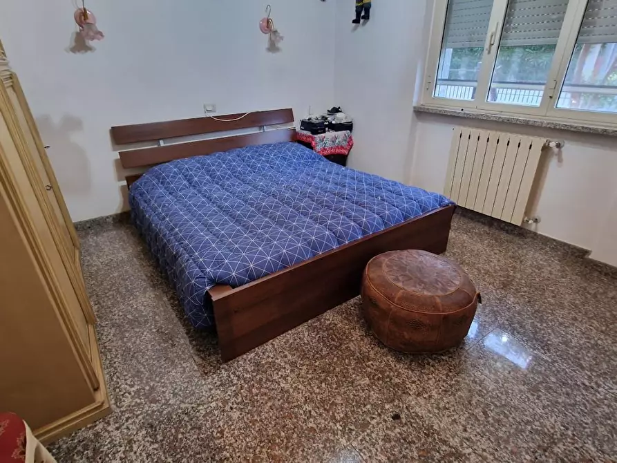 Immagine 11 di Appartamento in vendita  a Carrara