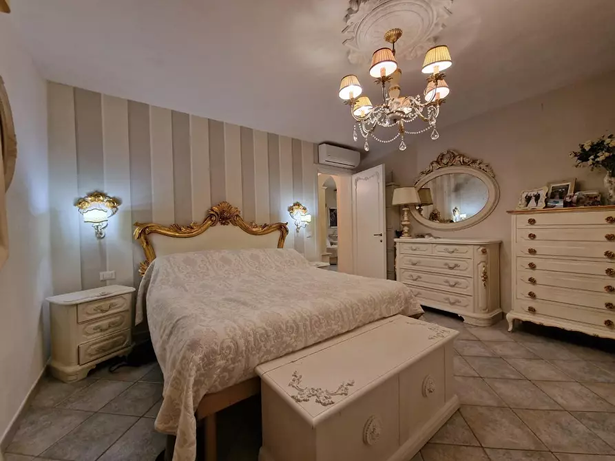 Immagine 18 di Casa semindipendente in vendita  a Collesalvetti