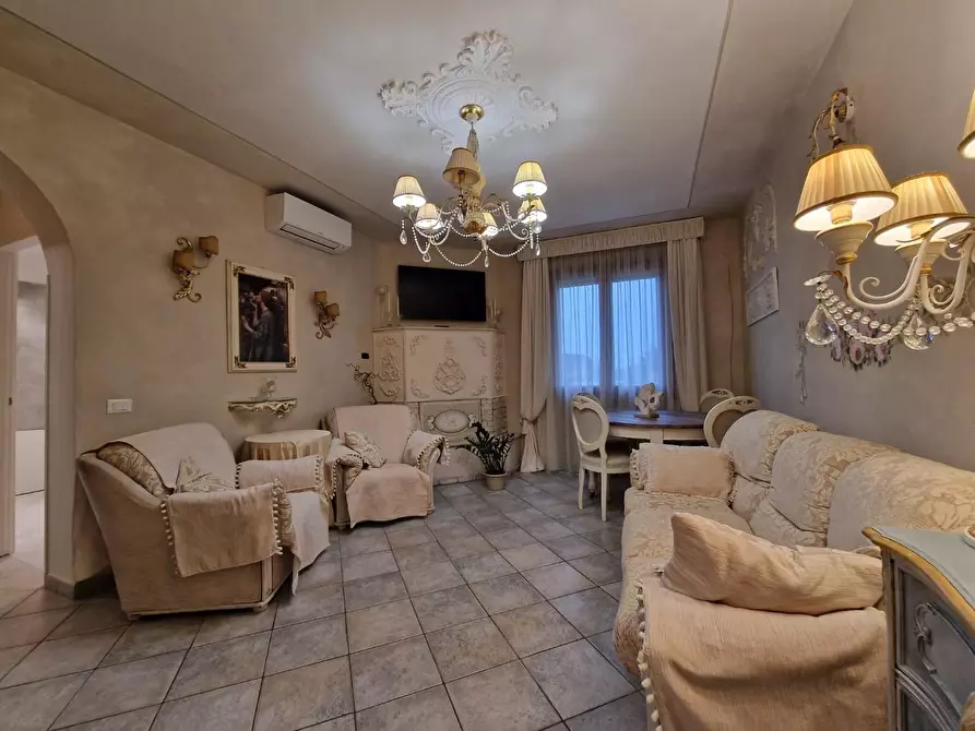 Immagine 5 di Casa semindipendente in vendita  a Collesalvetti