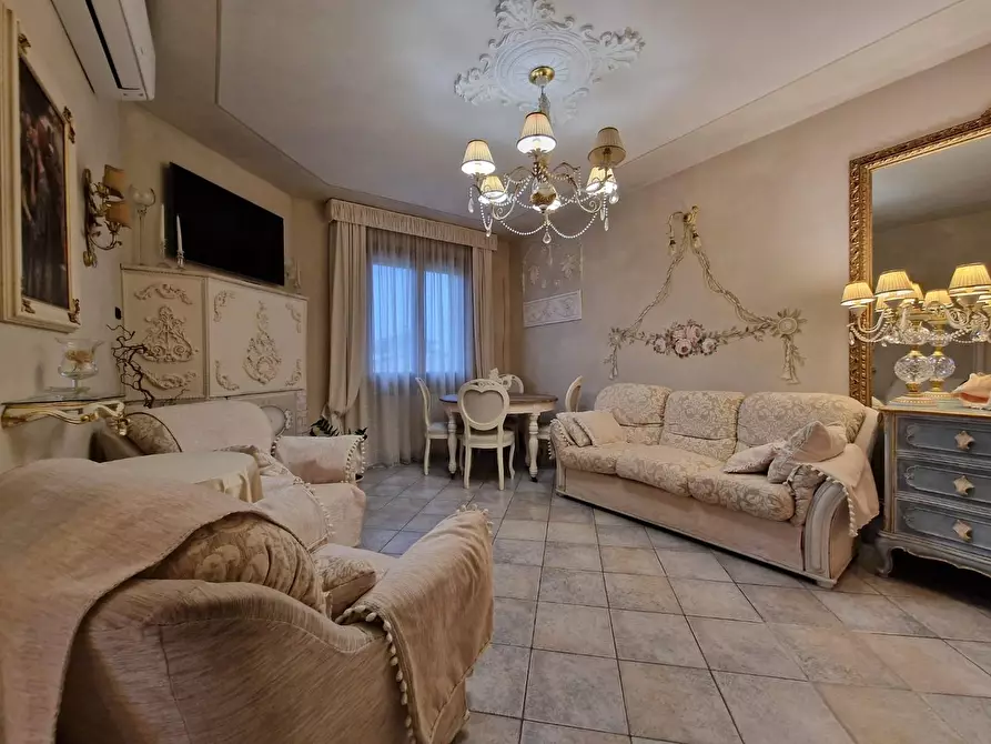 Immagine 7 di Casa semindipendente in vendita  a Collesalvetti