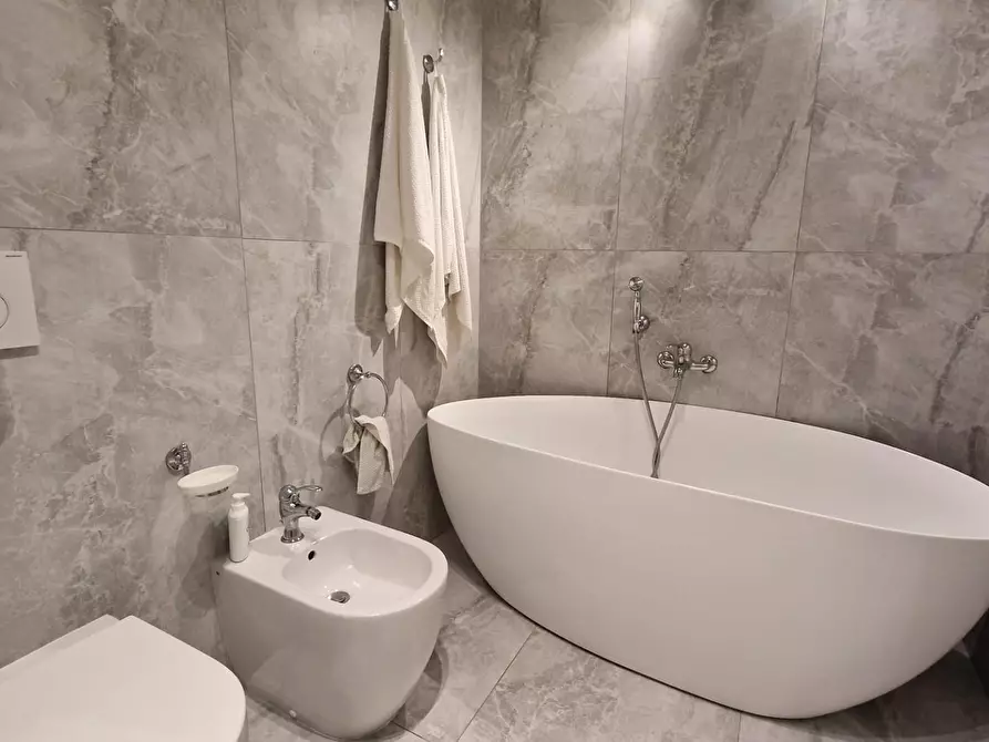 Immagine 24 di Casa semindipendente in vendita  a Collesalvetti