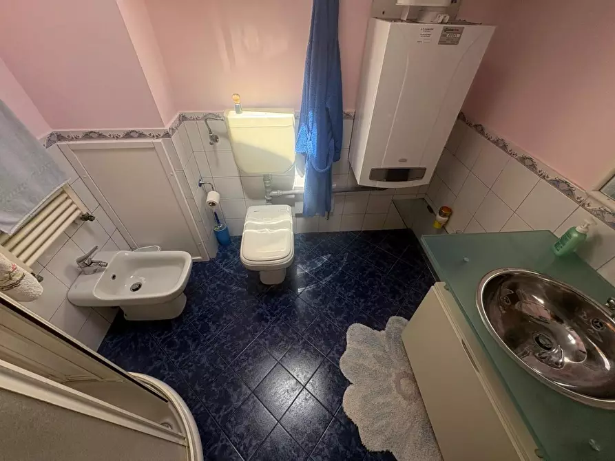 Immagine 62 di Villetta a schiera in vendita  a Campi Bisenzio