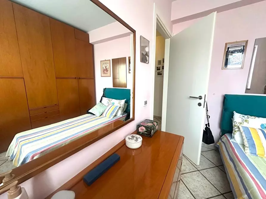 Immagine 11 di Villetta a schiera in vendita  a Campi Bisenzio