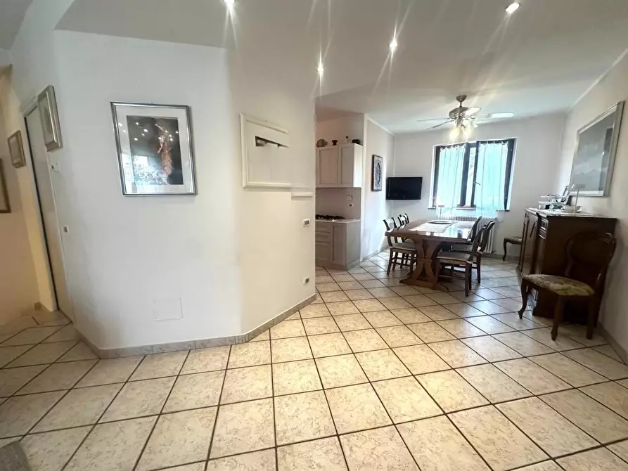 Immagine 32 di Villetta a schiera in vendita  a Campi Bisenzio