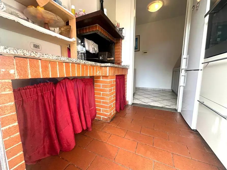 Immagine 42 di Villetta a schiera in vendita  a Campi Bisenzio