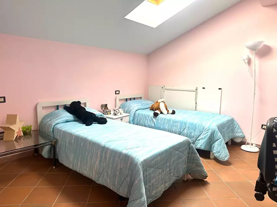 Immagine 9 di Villetta a schiera in vendita  a Campi Bisenzio