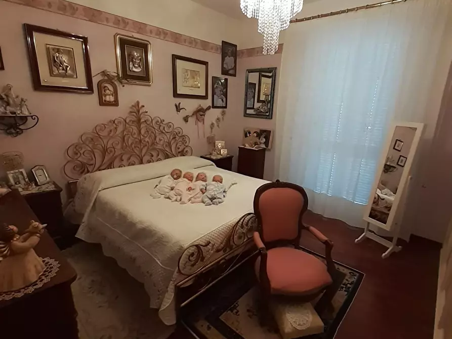 Immagine 14 di Casa semindipendente in vendita  a Ortonovo