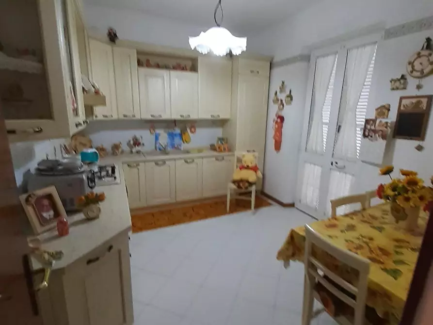 Immagine 16 di Casa semindipendente in vendita  a Ortonovo