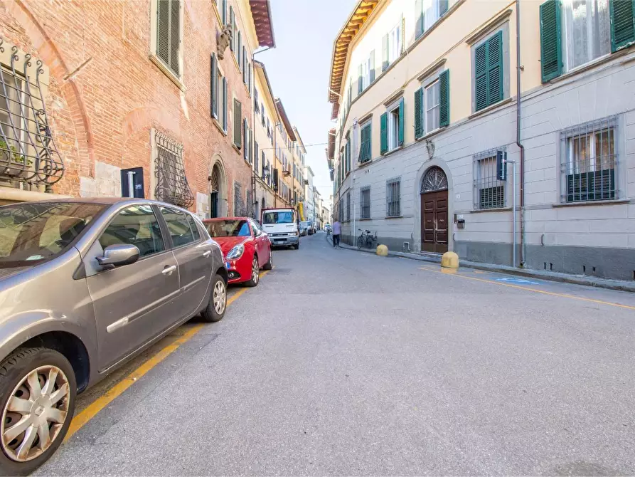 Immagine 2 di Appartamento in vendita  a Pisa
