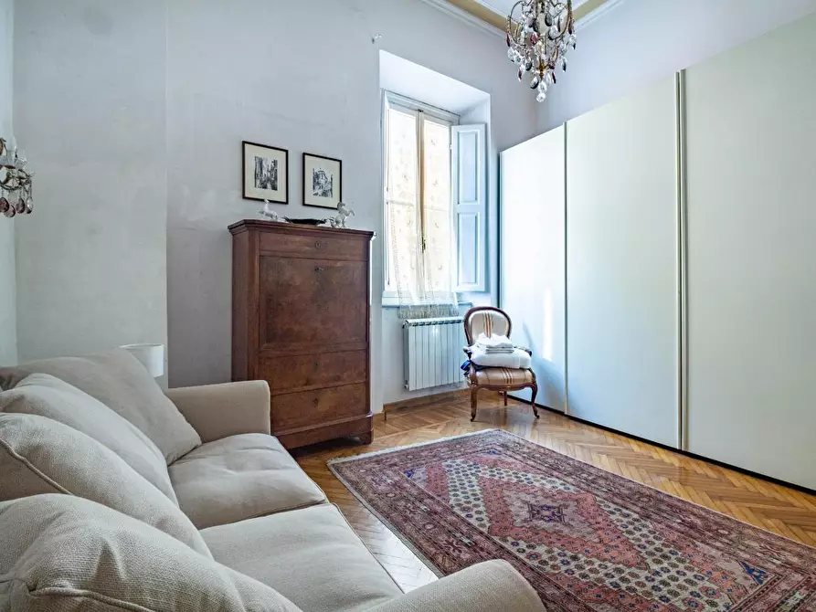 Immagine 21 di Appartamento in vendita  a Pisa