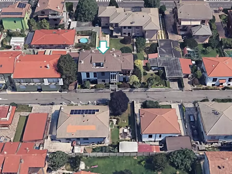 Immagine 2 di Appartamento in vendita  a Limbiate