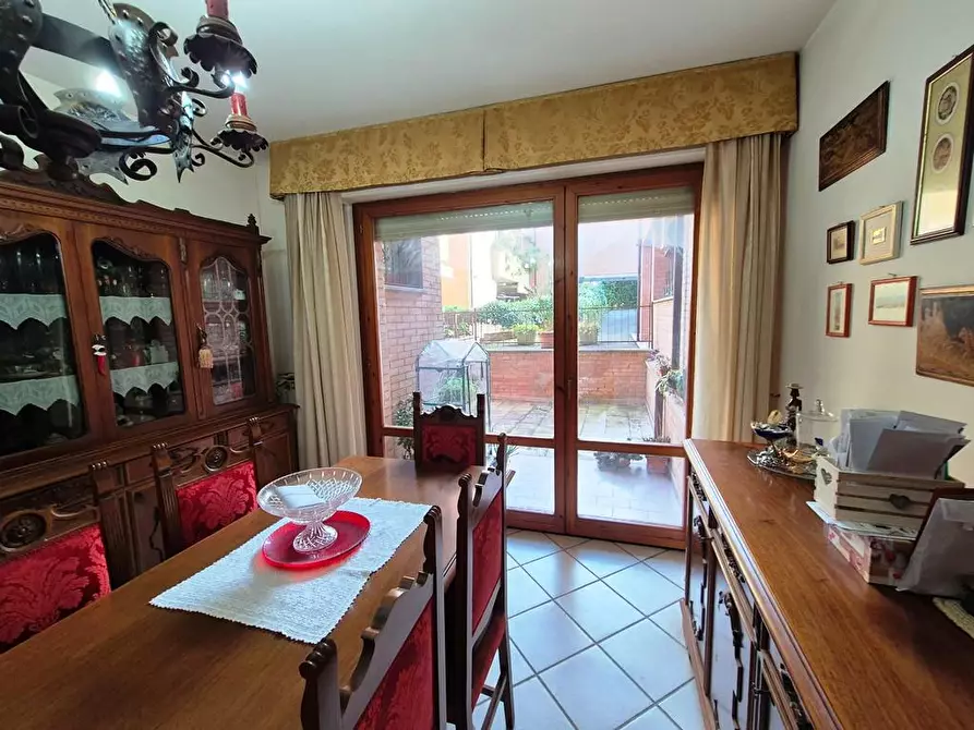 Immagine 8 di Appartamento in vendita  a Siena