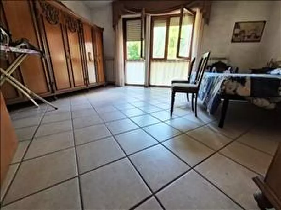 Immagine 16 di Appartamento in vendita  a Siena