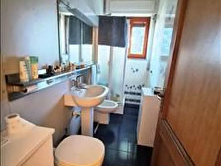 Immagine 15 di Appartamento in vendita  a Siena