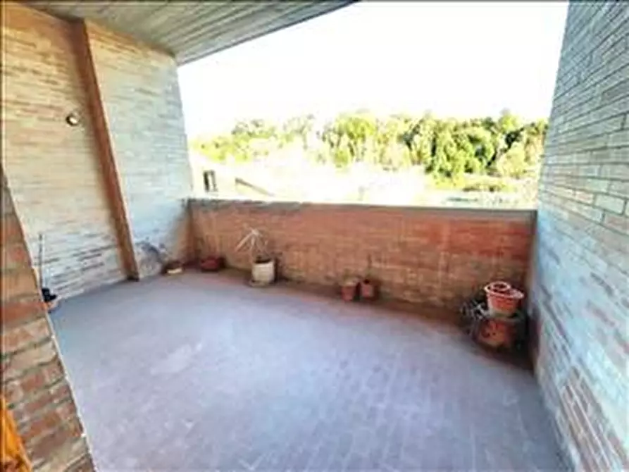 Immagine 6 di Appartamento in vendita  a Siena