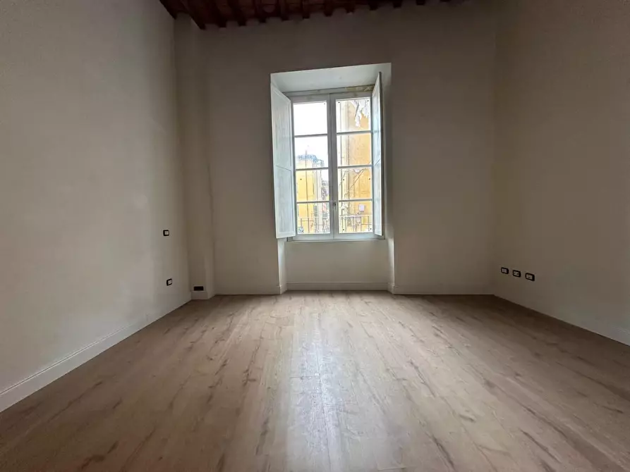 Immagine 9 di Appartamento in vendita  a Pisa