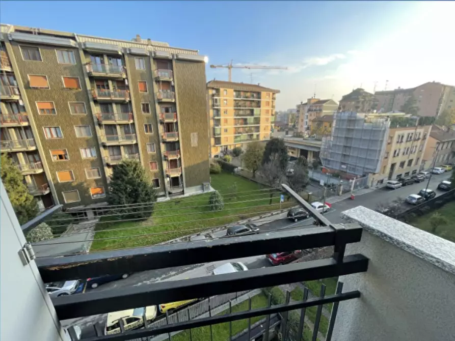 Immagine 10 di Appartamento in vendita  a Milano