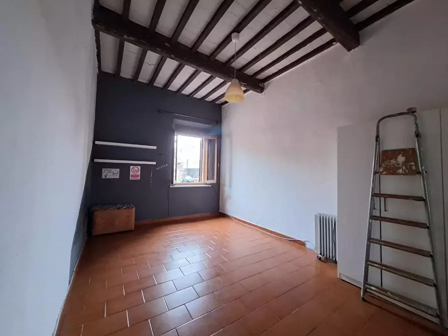 Immagine 15 di Appartamento in vendita  a Vicopisano