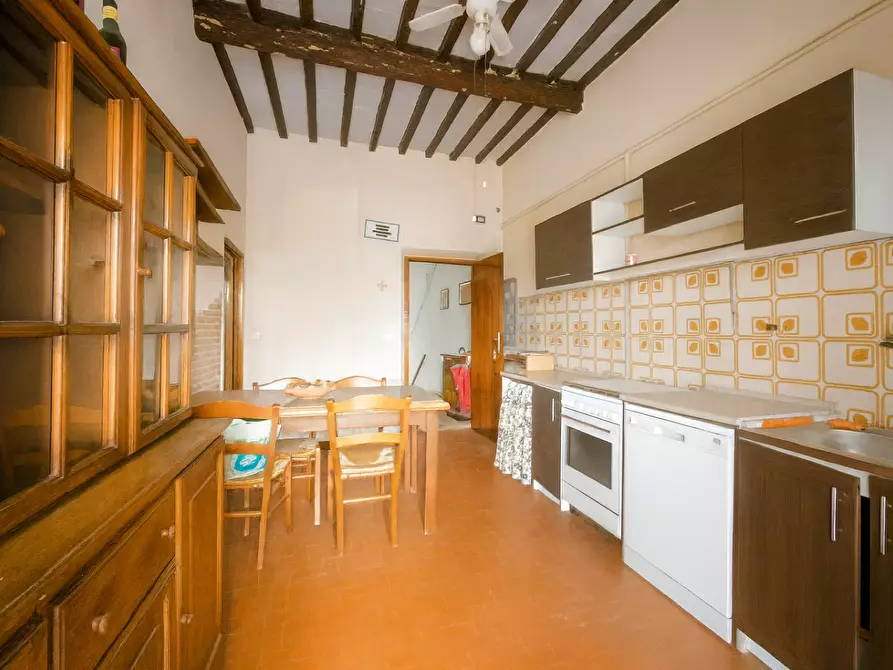 Immagine 6 di Appartamento in vendita  a Vicopisano