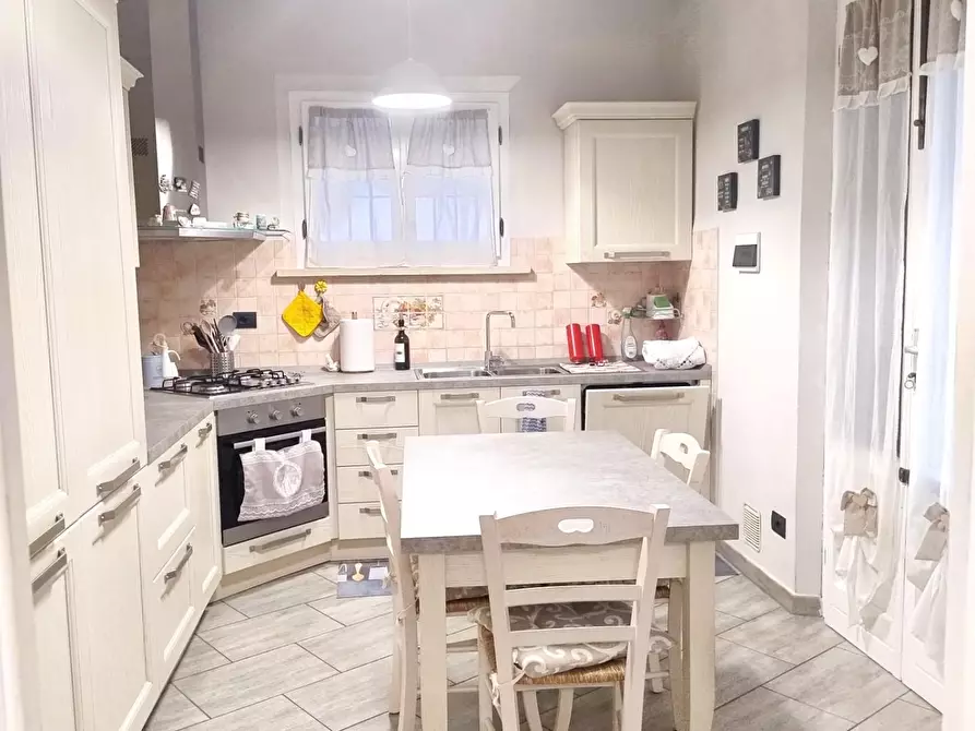 Immagine 5 di Casa semindipendente in vendita  a Castelfranco Di Sotto