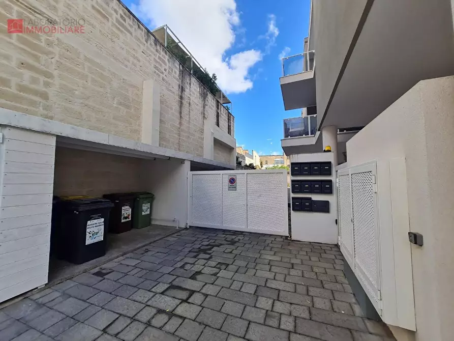 Immagine 29 di Appartamento in affitto  a Lecce