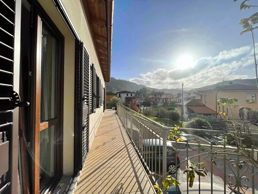 Immagine 5 di Villa in vendita  a Beverino