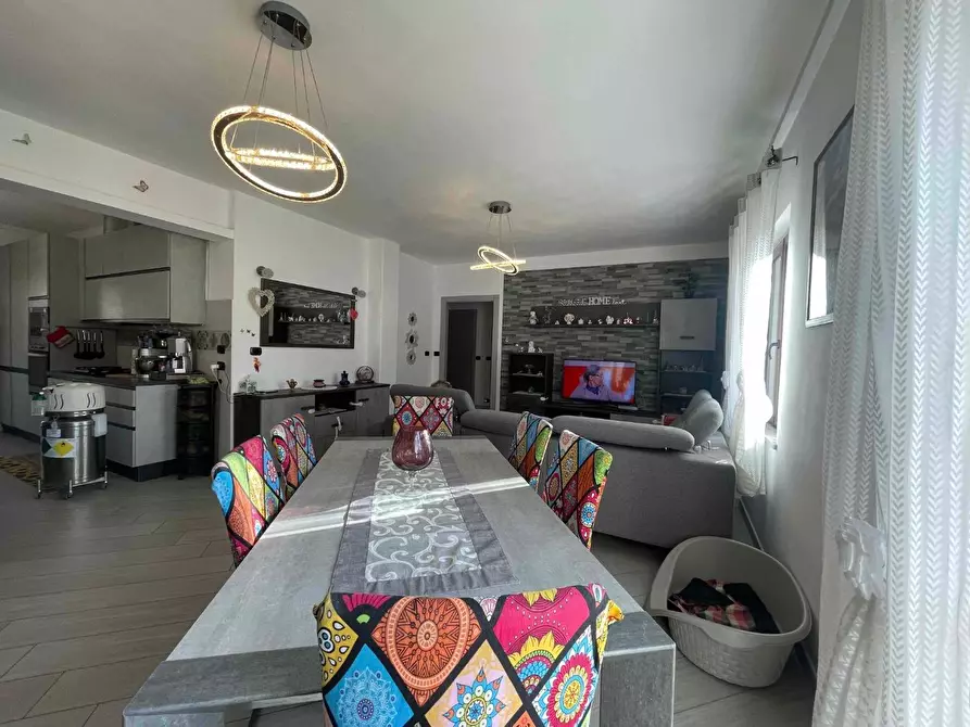 Immagine 12 di Villa in vendita  a Beverino