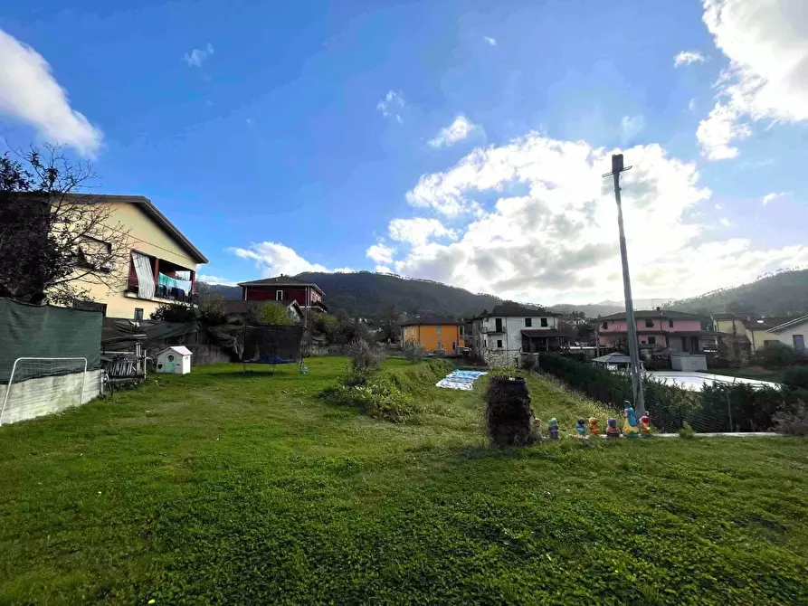 Immagine 7 di Villa in vendita  a Beverino