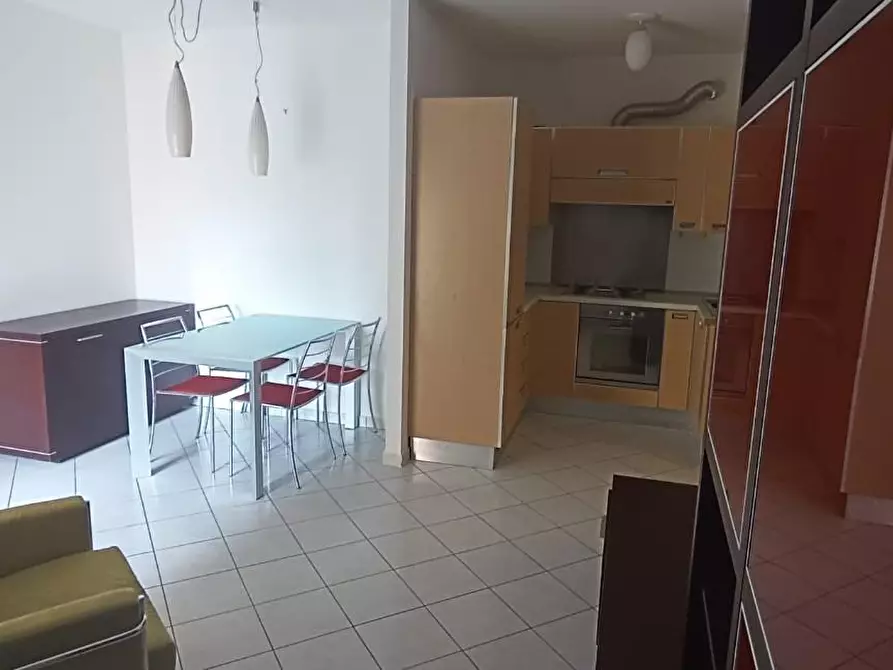 Immagine 2 di Appartamento in vendita  a Cascina