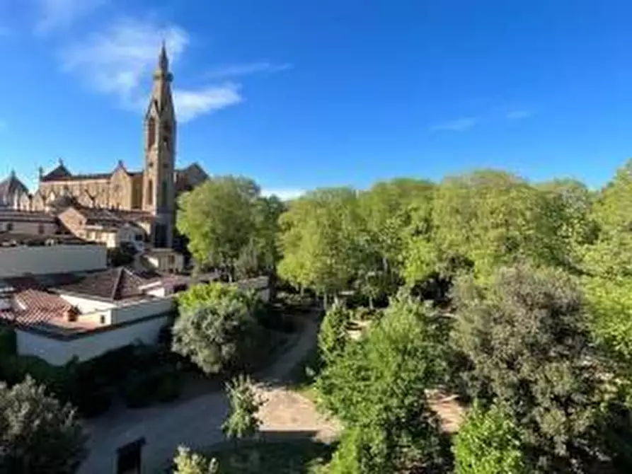 Immagine 1 di Appartamento in vendita  a Firenze