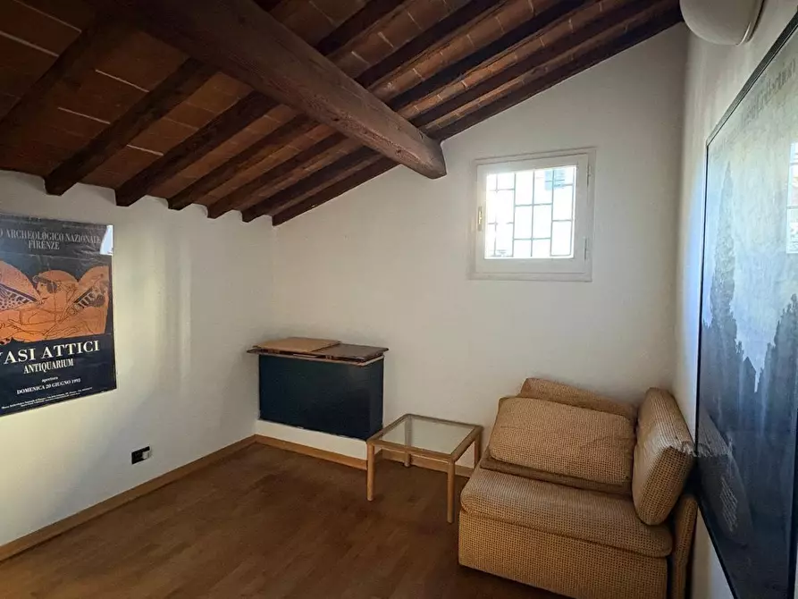 Immagine 18 di Appartamento in vendita  a Firenze