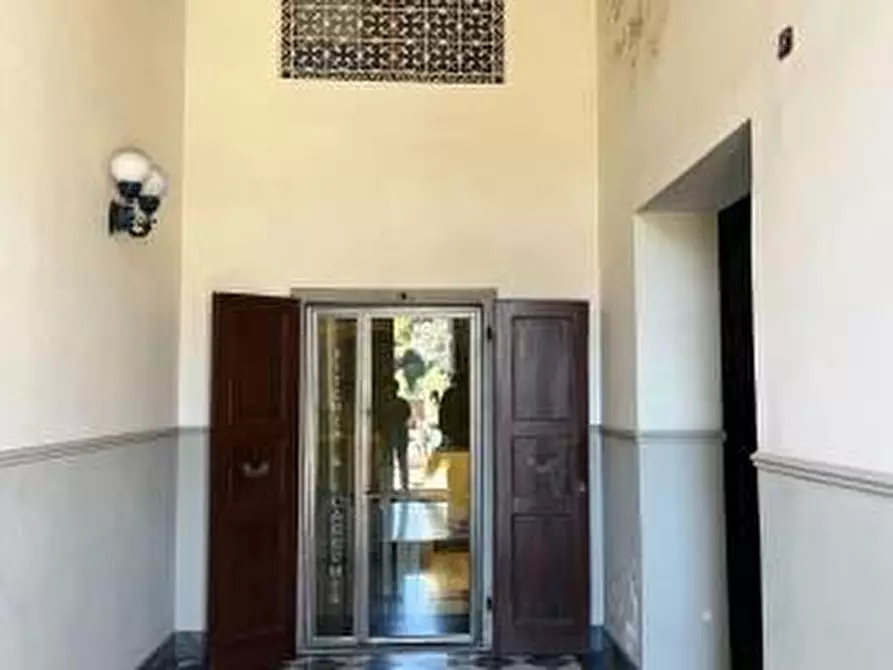 Immagine 7 di Appartamento in vendita  a Firenze