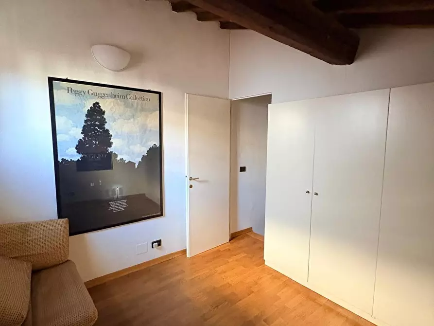 Immagine 17 di Appartamento in vendita  a Firenze