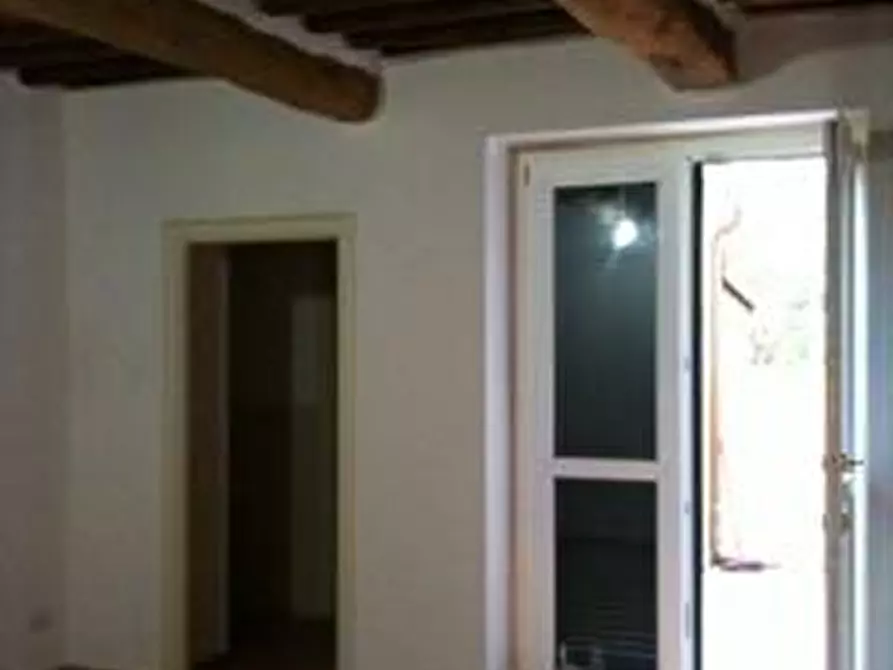 Immagine 6 di Appartamento in affitto  a Vecchiano